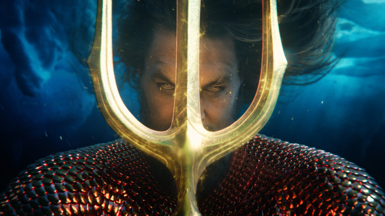 Aquaman staring through trident