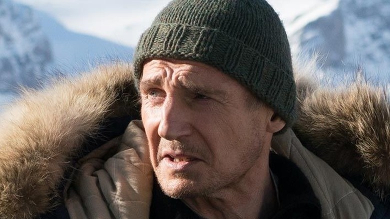 Liam Neeson wearing hat in Cold Pursuit